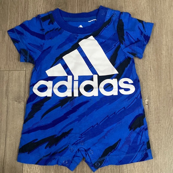 Infant Adidas Onesie - Picture 1 of 2